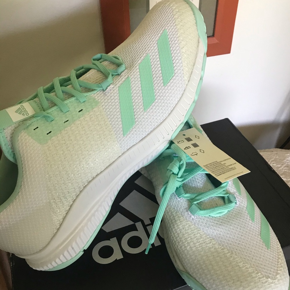 SZ 13.5 Adidas Crazyflight Bounce 2 Volleyball Shoes
